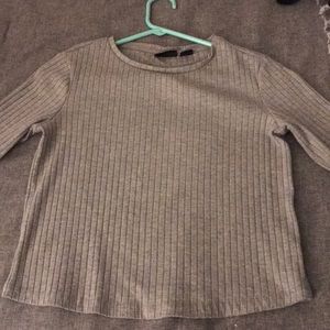 Gray long sleeve T-shirt- girls